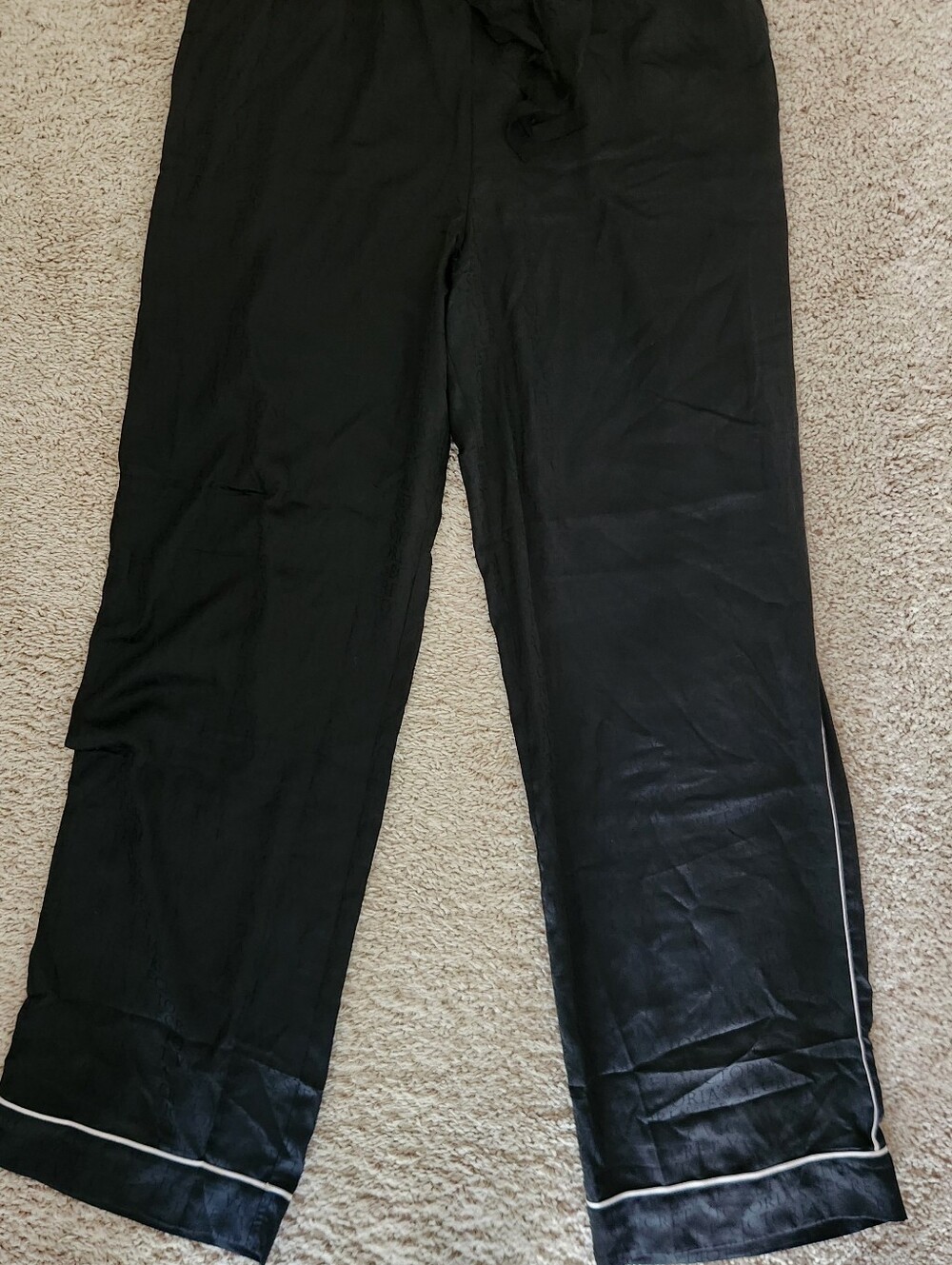 Victoria's Secret Signature Black Satin Set Size Small - Picture 5 of 11